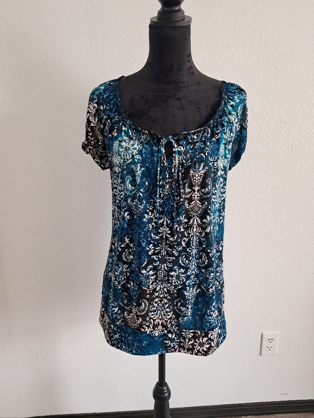 Agenda Boho Blouse Paisley Damask Short Sleeve Keyhole Blue Black Y2K Revival